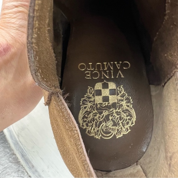 500guu Vince Camuto LEVANA brown suede heel booties women’s size 8 - Picture 10 of 10